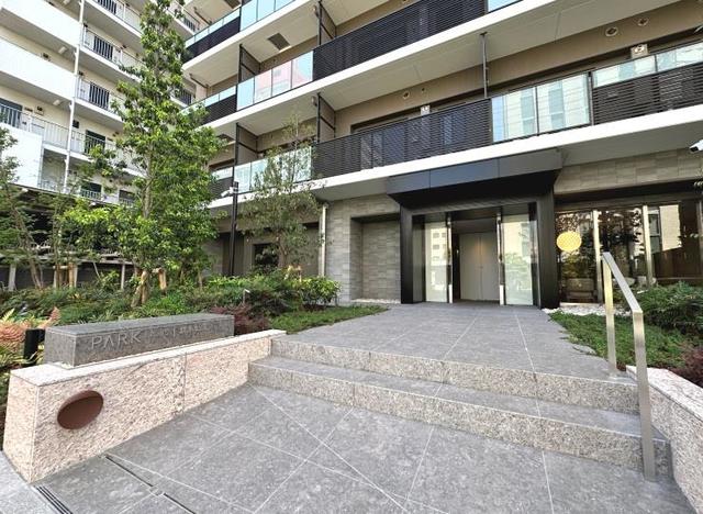 エントランスもしっかりしています。