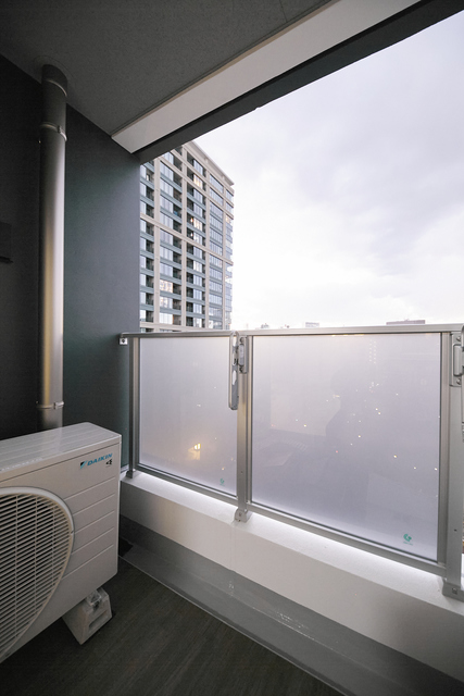 小さなベランダ付き
※写真は同タイプ住戸です。