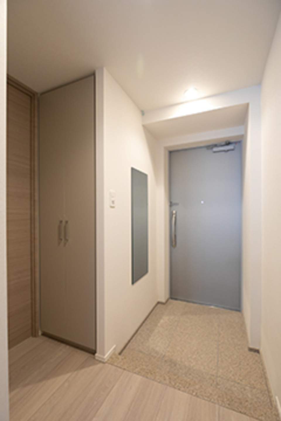 玄関の様子※写真は同タイプ住戸です。