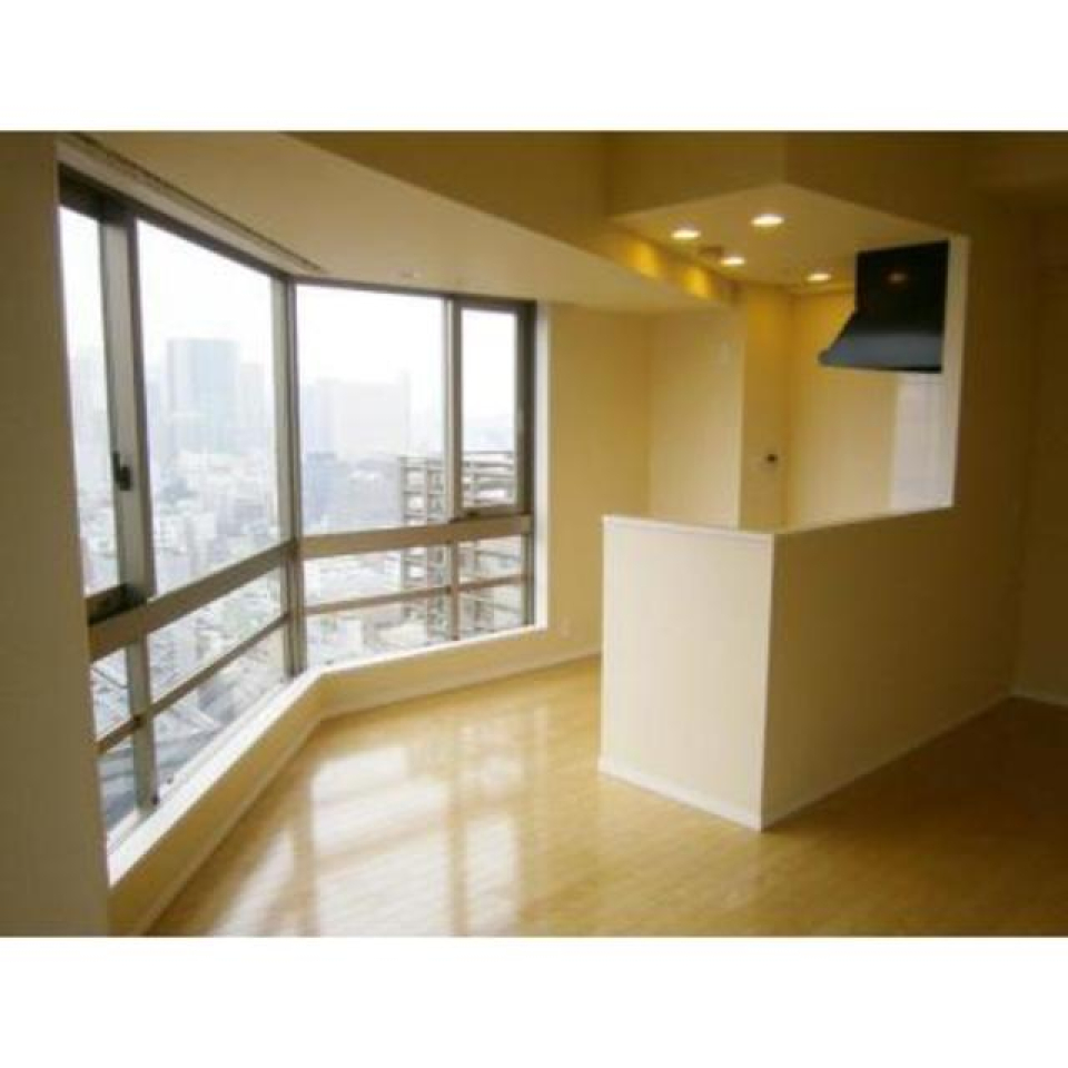 １１．１帖のリビングダイニング。※写真は同タイプ住戸です。