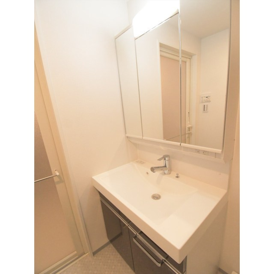 嬉しい独立洗面台。