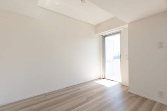 朝の光はバルコニーで浴びて。※写真は同タイプ住戸です。