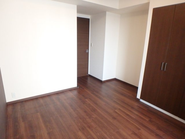 ６．５帖の洋室です。