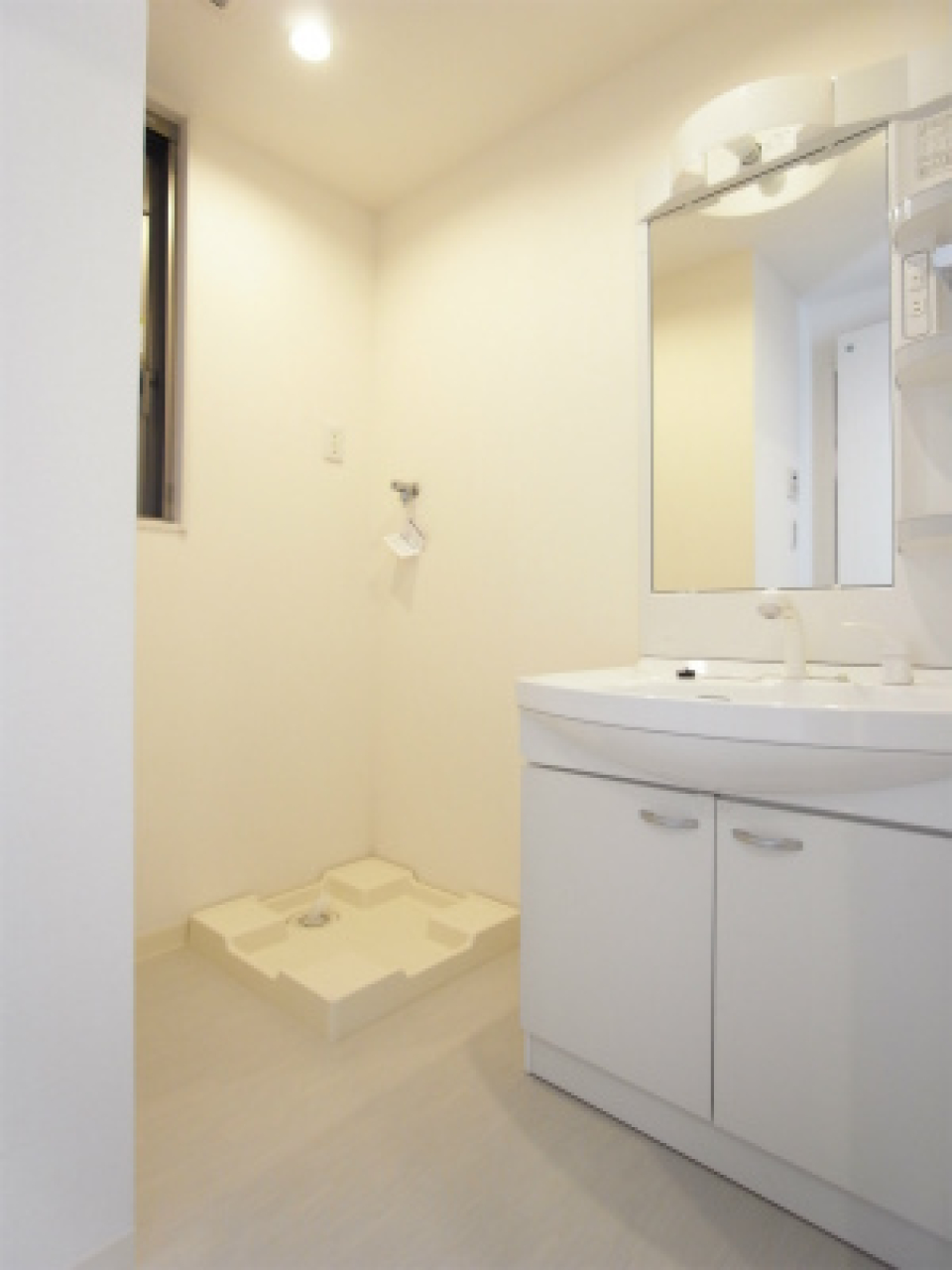 嬉しい独立洗面台。