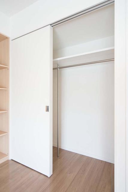 収納も完備ですよ～。※写真は同タイプ住戸です。