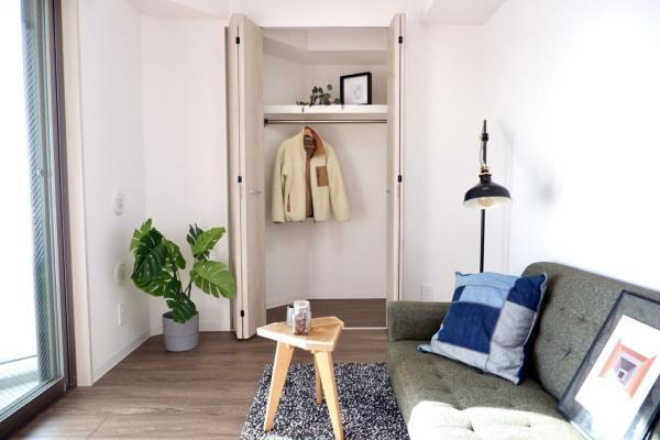 ４．９帖のバルコニーにつながる洋室です。