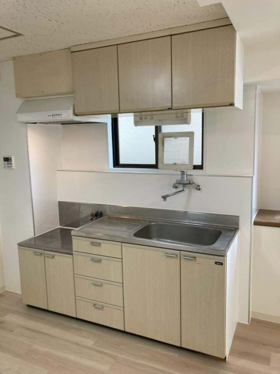 2口ガスコンロが設置されています。