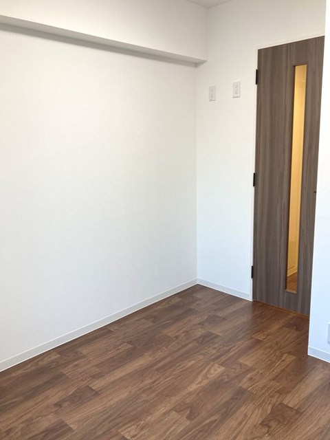 ５．２帖の洋室です。※写真は同タイプ住戸です。