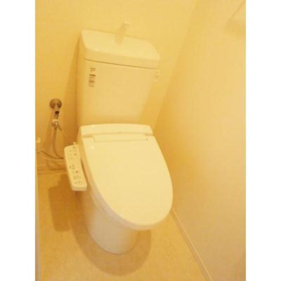 トイレです。※写真は同タイプ住戸です。