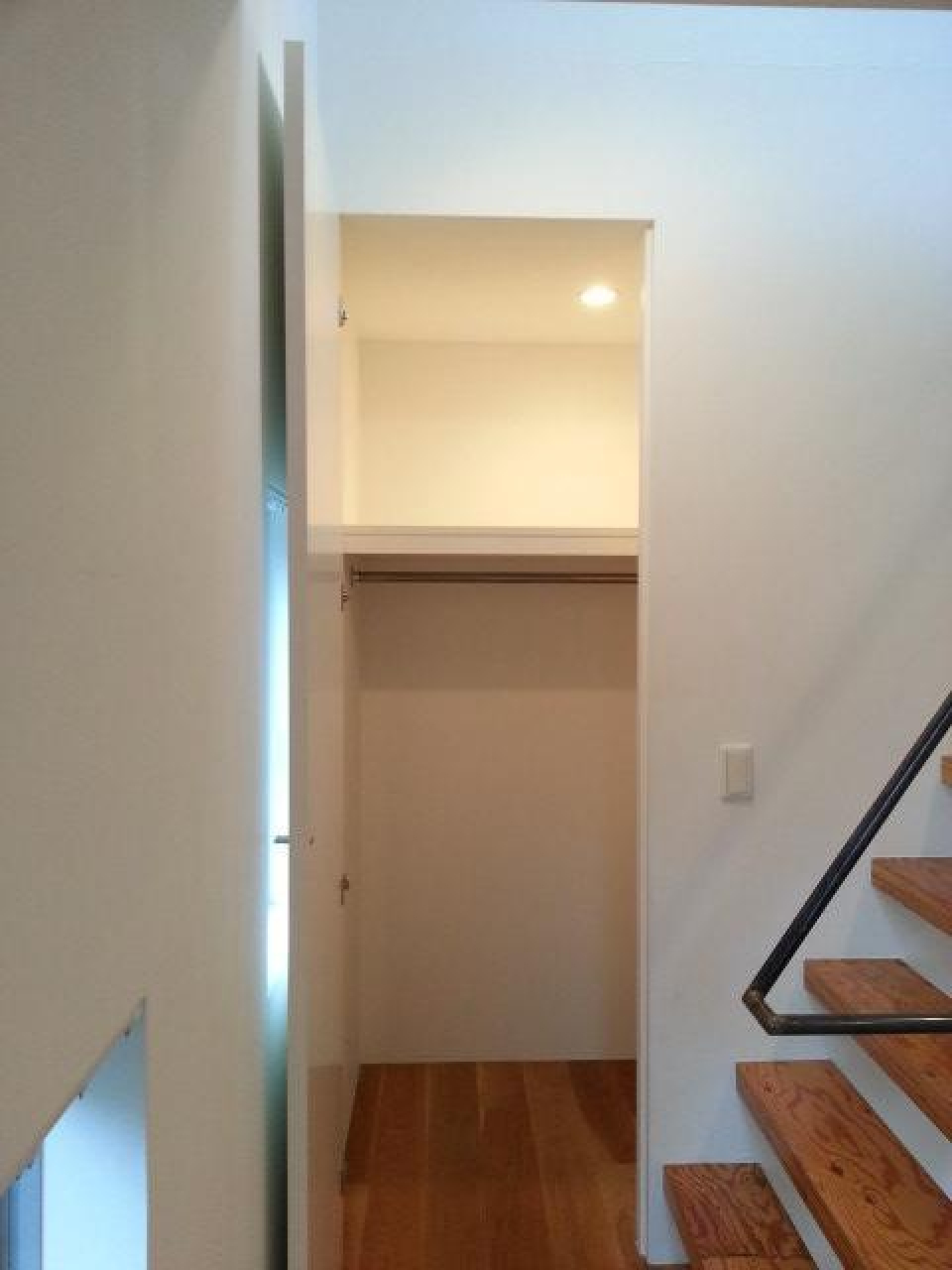 収納へのアクセスができます。