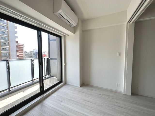 バルコニーへアクセスできる窓が大きい。※写真は同タイプ住戸です。