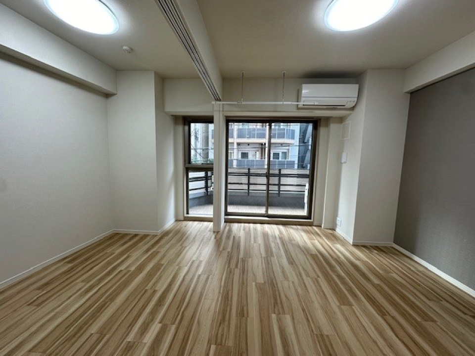 バルコニーからの光が入った時の様子。