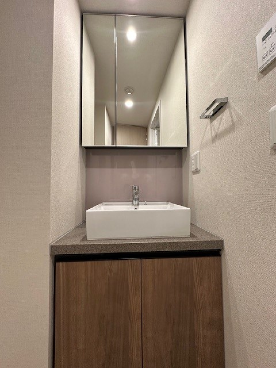 嬉しい独立洗面台。