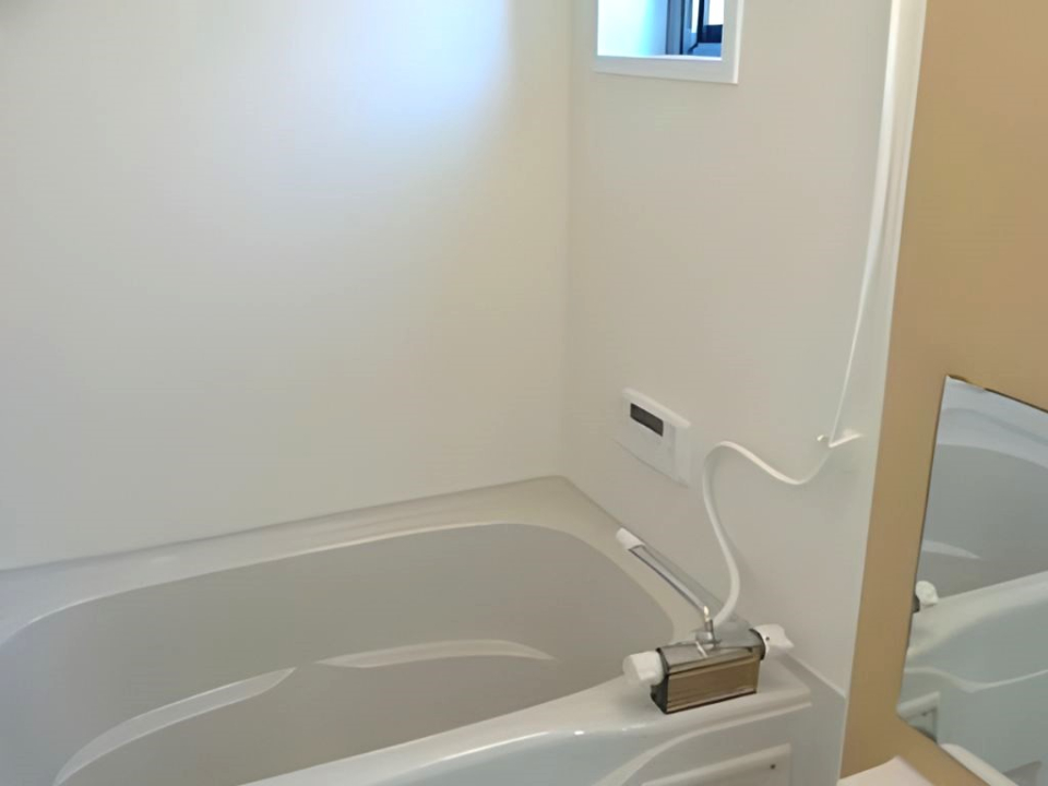 追い焚き機能付きの浴室