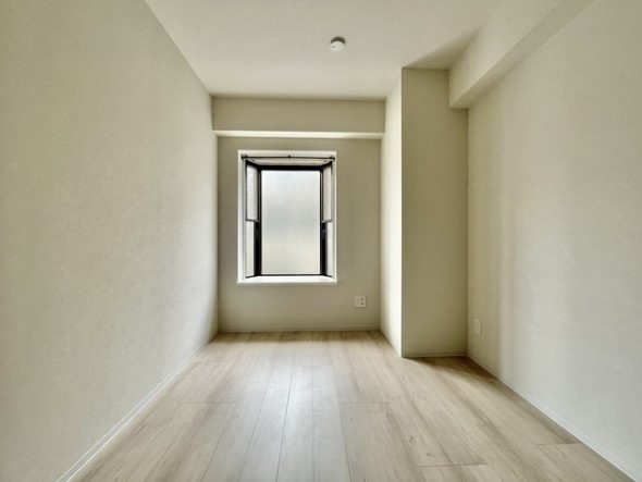 他は5.5帖の洋室と5.4帖の洋室の計3部屋あります