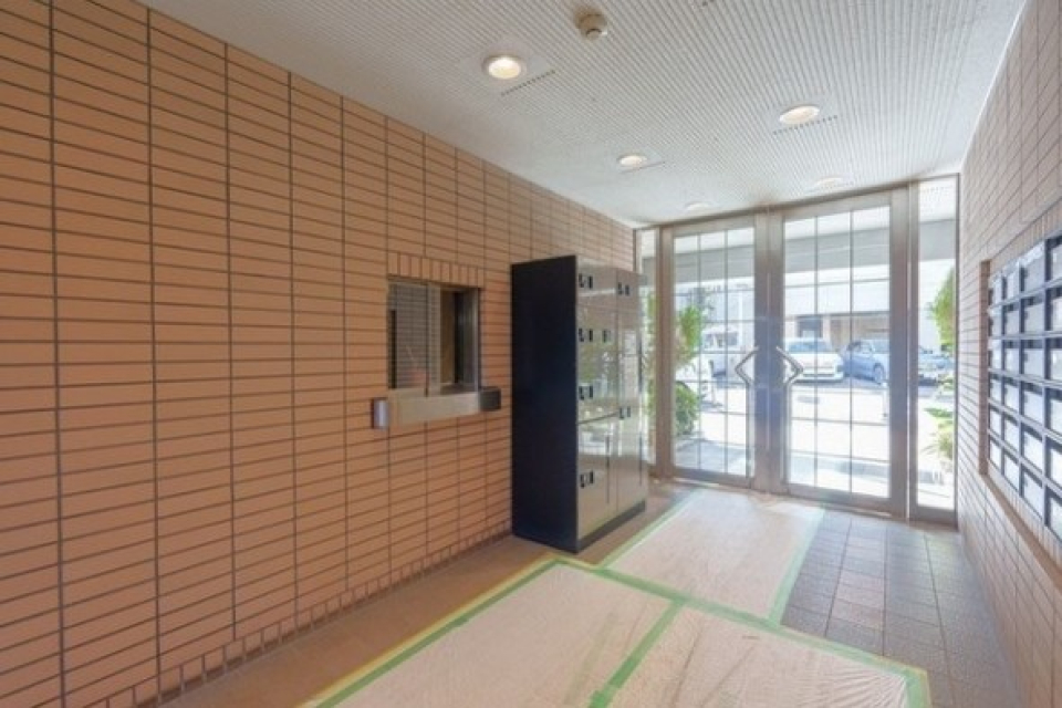 共有部のリノベーション工事もしているそうです！