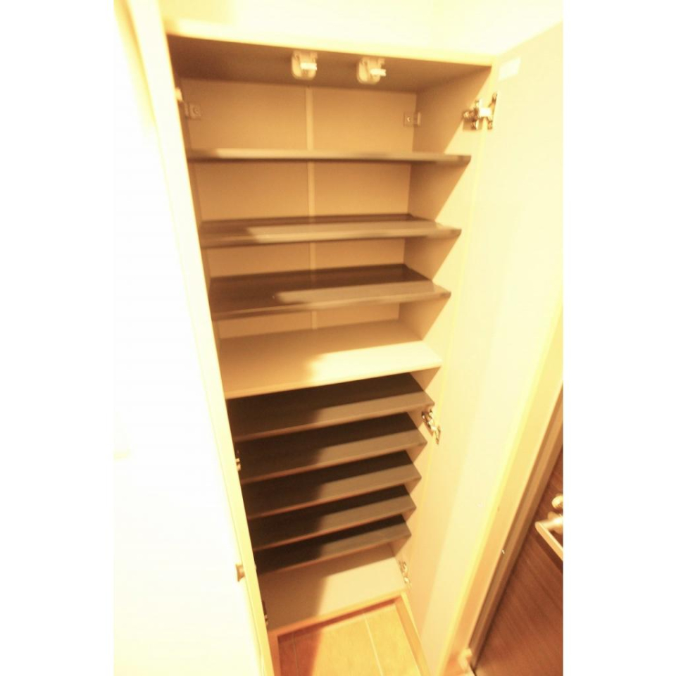 シューズボックスです。