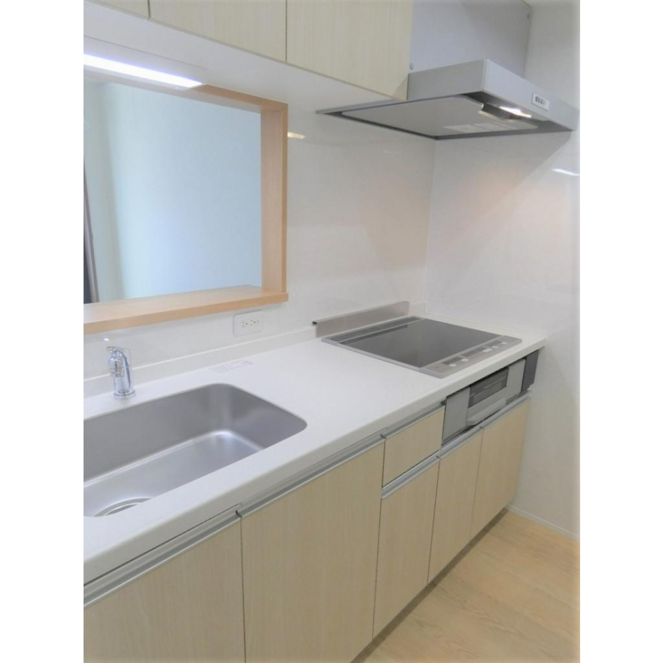 3口コンロのキッチンです。
