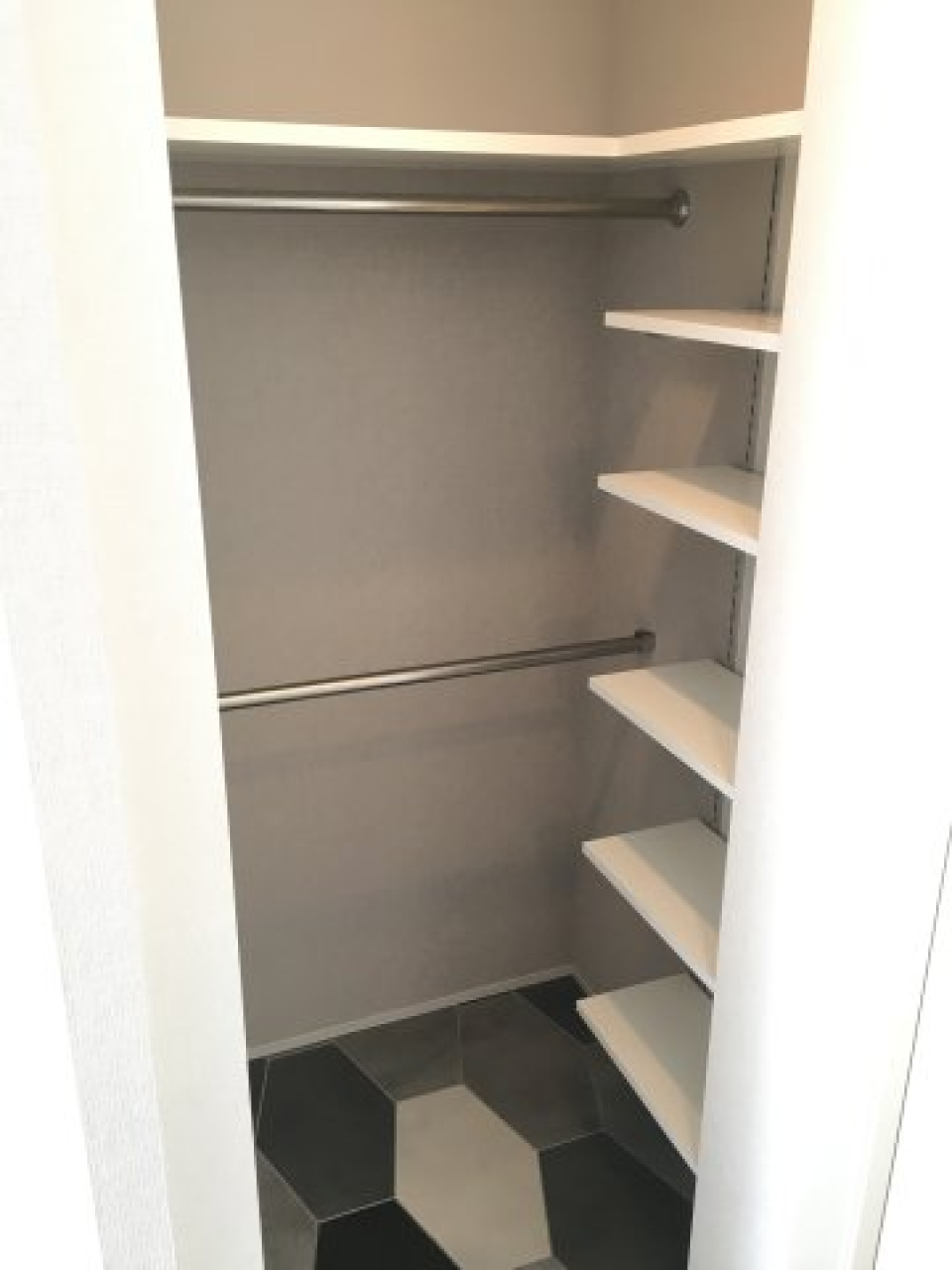 なんと1Rだけど、シューズインクローゼット付きなんです。