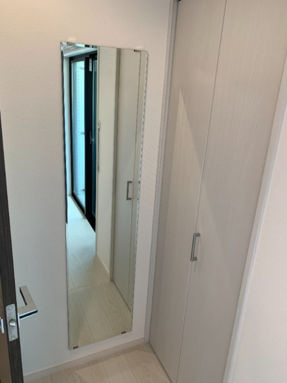 出発前に鏡でチェック。