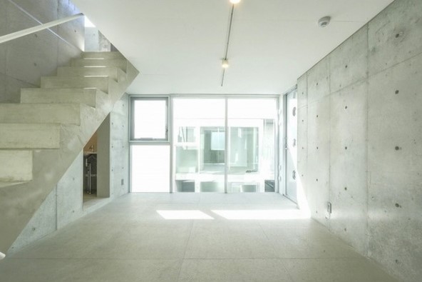 光の広がり方が美しいです