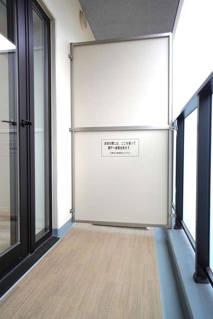 ベランダ
※写真は同タイプ住戸です。