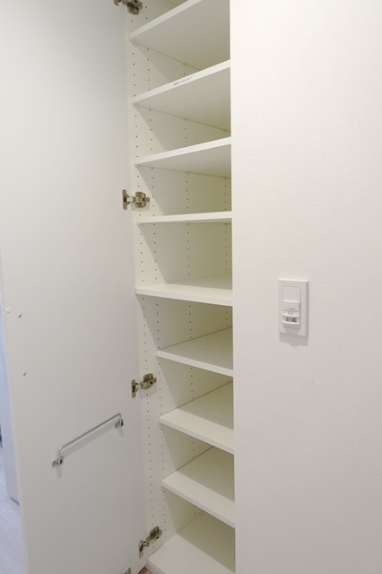 シューズボックスを開けた時の様子※写真は同タイプ住戸です。