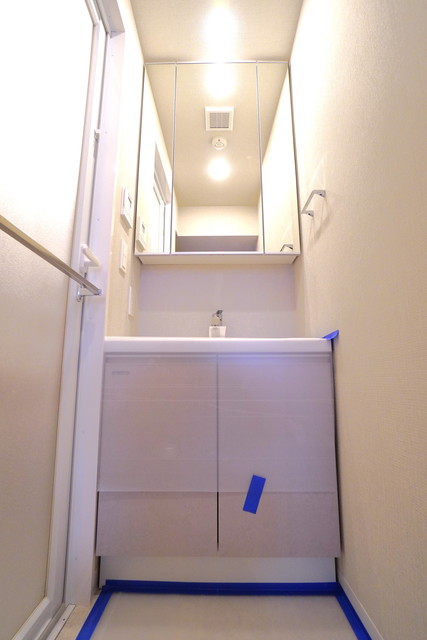 嬉しい独立洗面台。※写真は同タイプ住戸です。