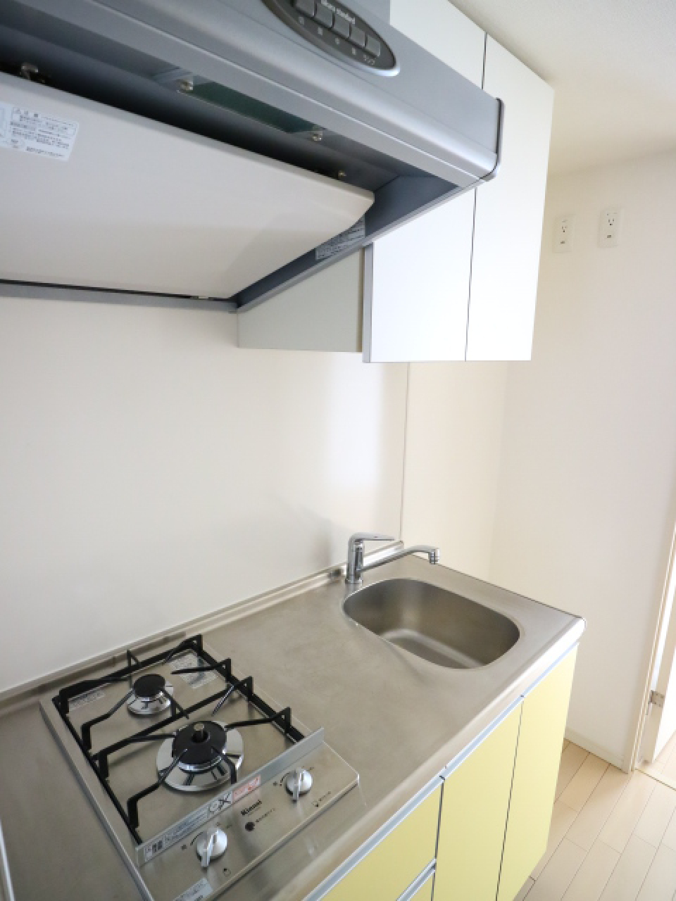 2口のガスコンロが導入されています。※参考写真