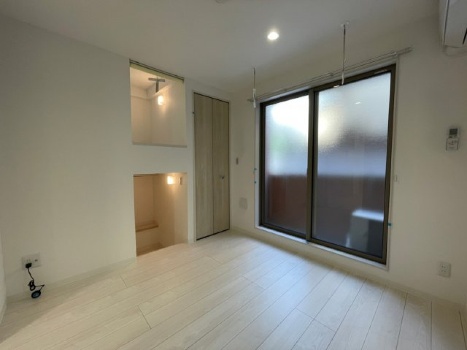 ウォークインクローゼットがあります。