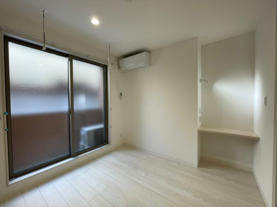 カウンターがあるので、集中スペースにでも。