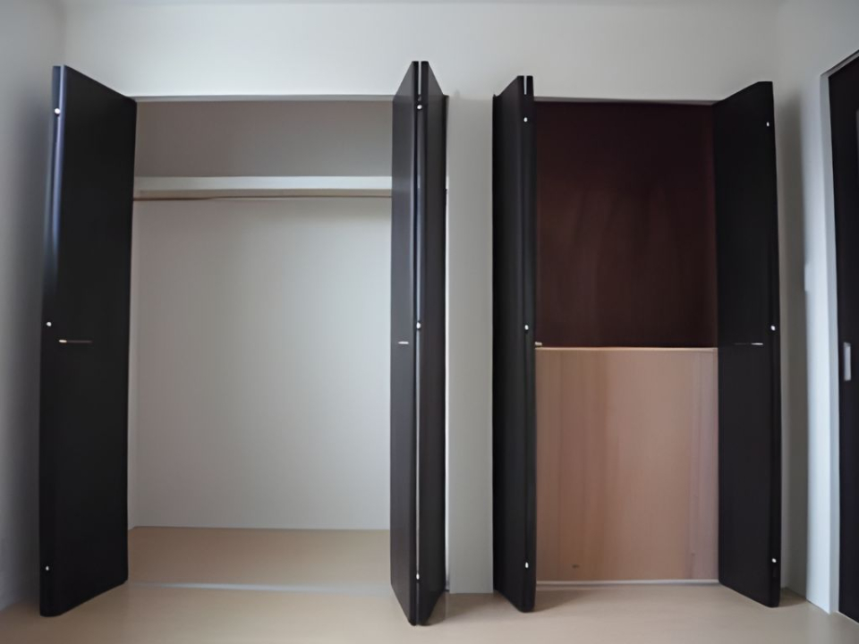 収納ペース抜群のクローゼット