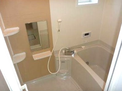 浴室乾燥機付きの浴室