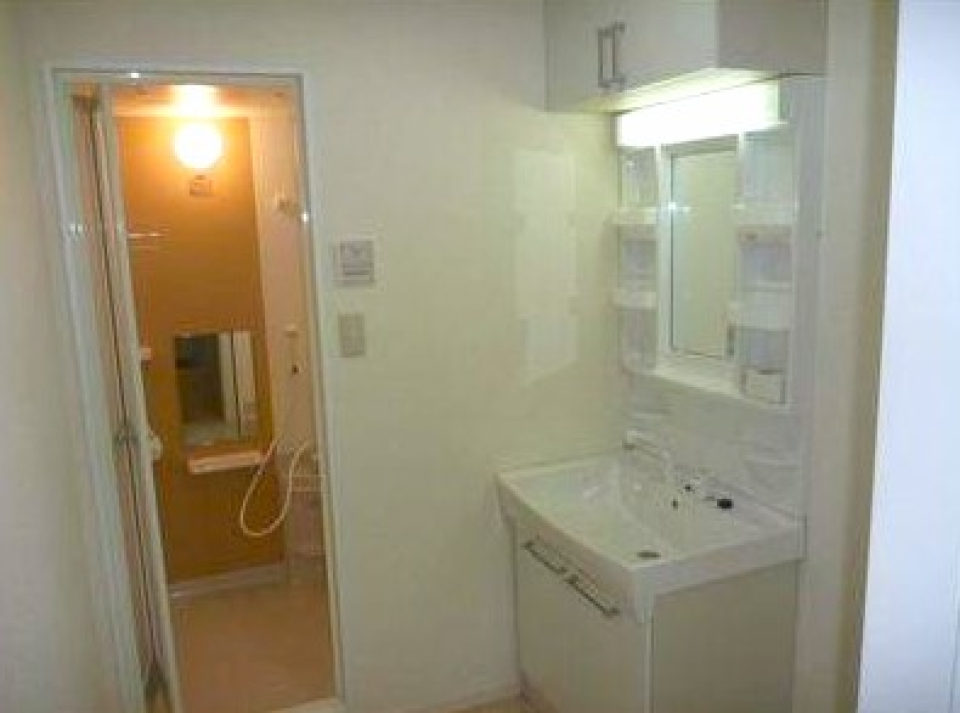 シャワー付き洗面脱衣所