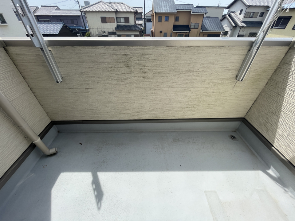 コンパクトなベランダ