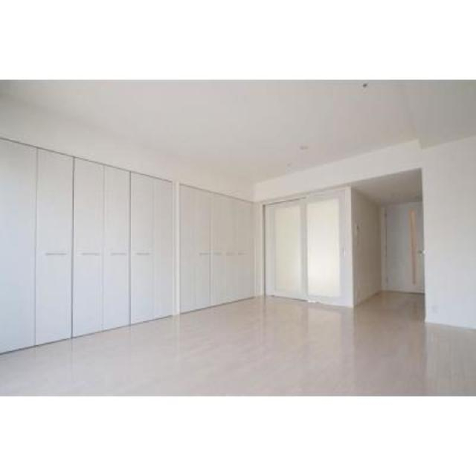 どこを見ても白、白、白！