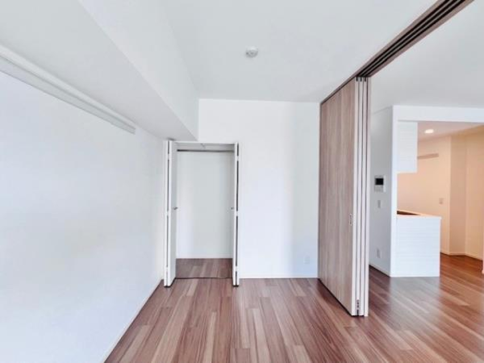 LDKのお隣は洋室