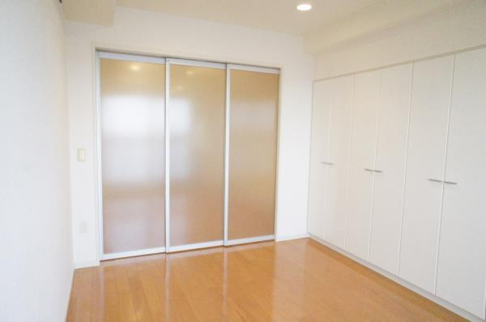 扉を閉めた時の様子。