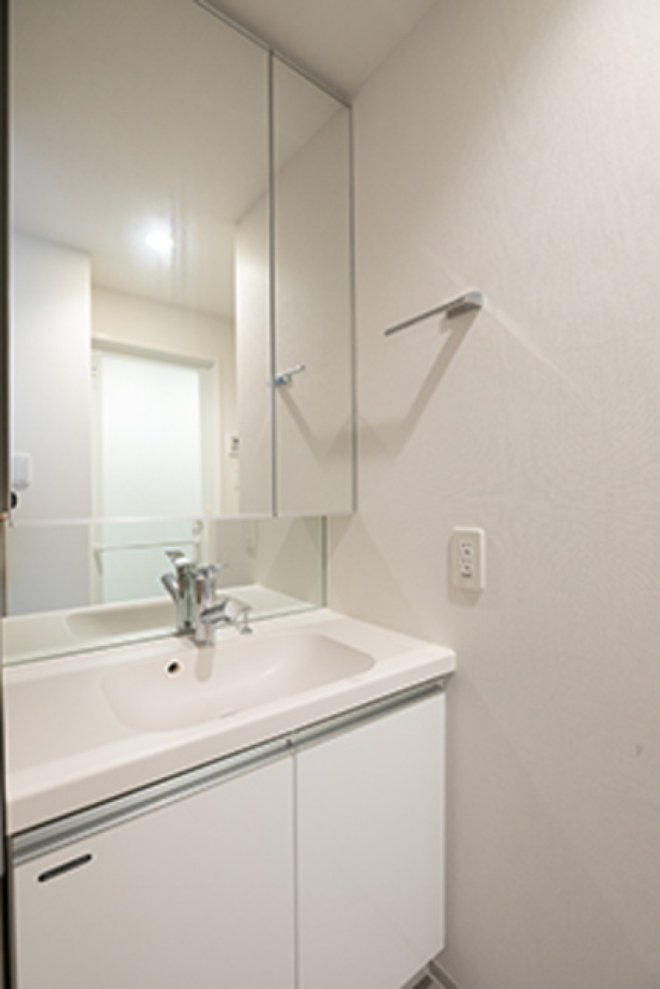 洗面所
※写真は同タイプ住戸です。