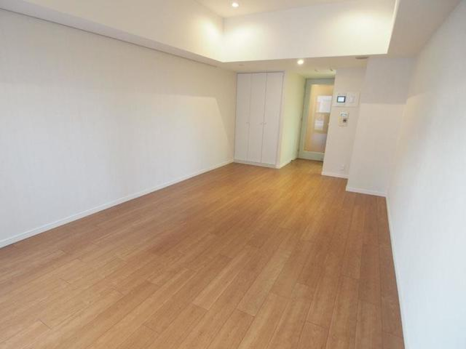 １５．１帖の洋室です。※写真は同タイプ住戸です。