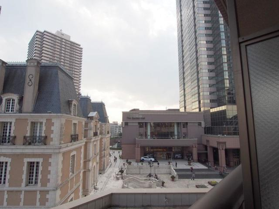 １３階の３階に所在しています。※写真は同タイプ住戸です。