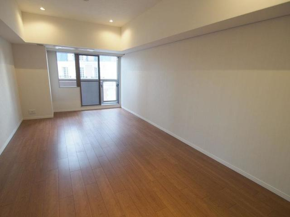 バルコニーへのアクセスができます。※写真は同タイプ住戸です。