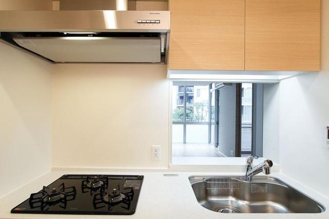 ３口のガスコンロが導入されています。※写真は同タイプ住戸です。