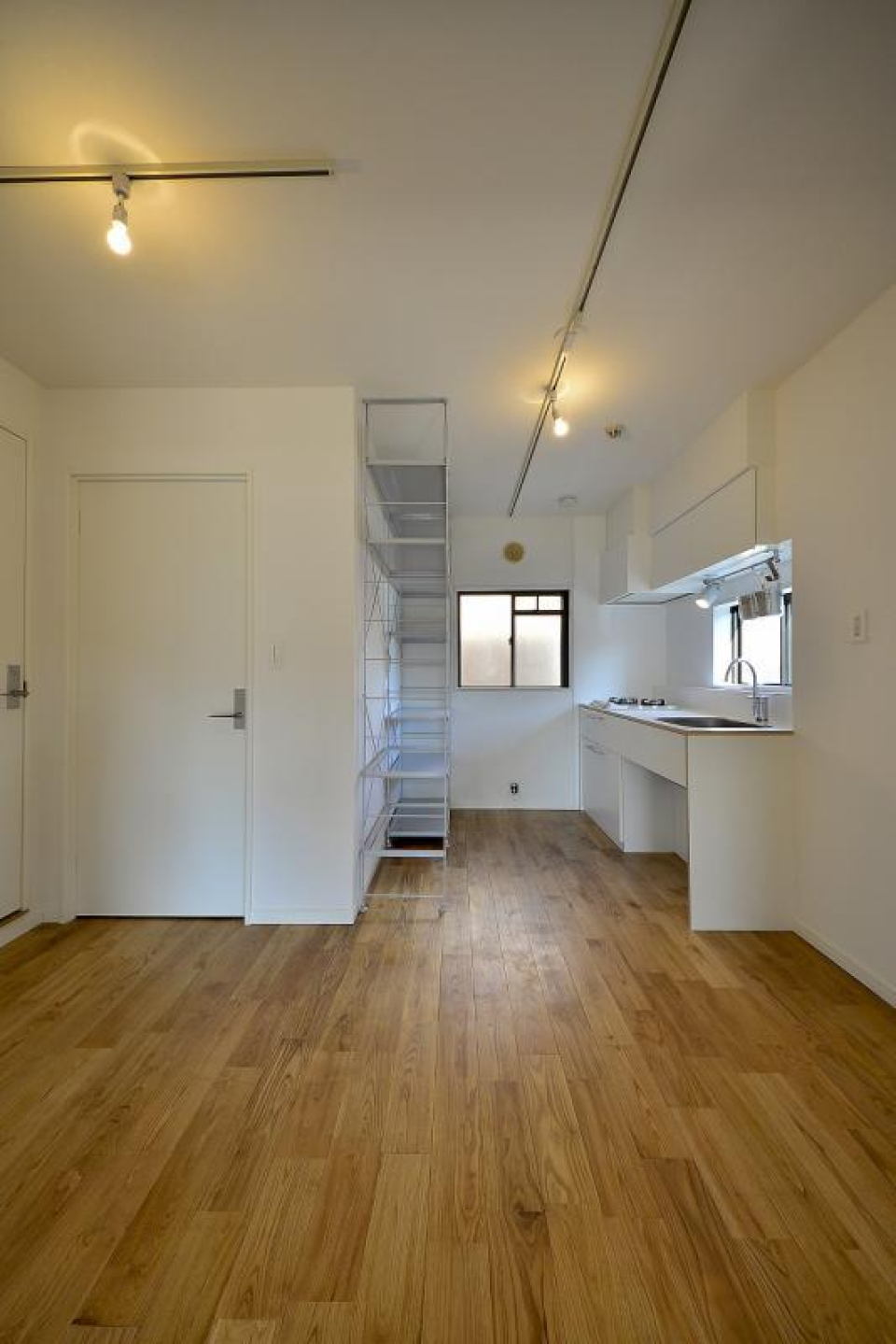 こちらの収納も’見える’化。