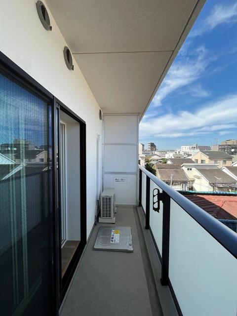バルコニーです。※写真は同タイプ住戸です。