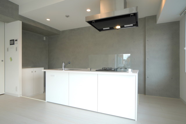 3口のガスコンロが導入されています。※写真は同タイプ住戸です。