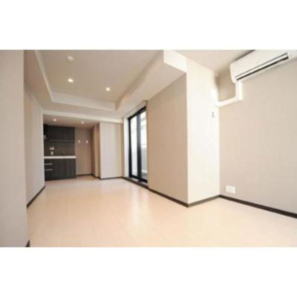 奥にキッチンがあります。※写真は同タイプ住戸です。