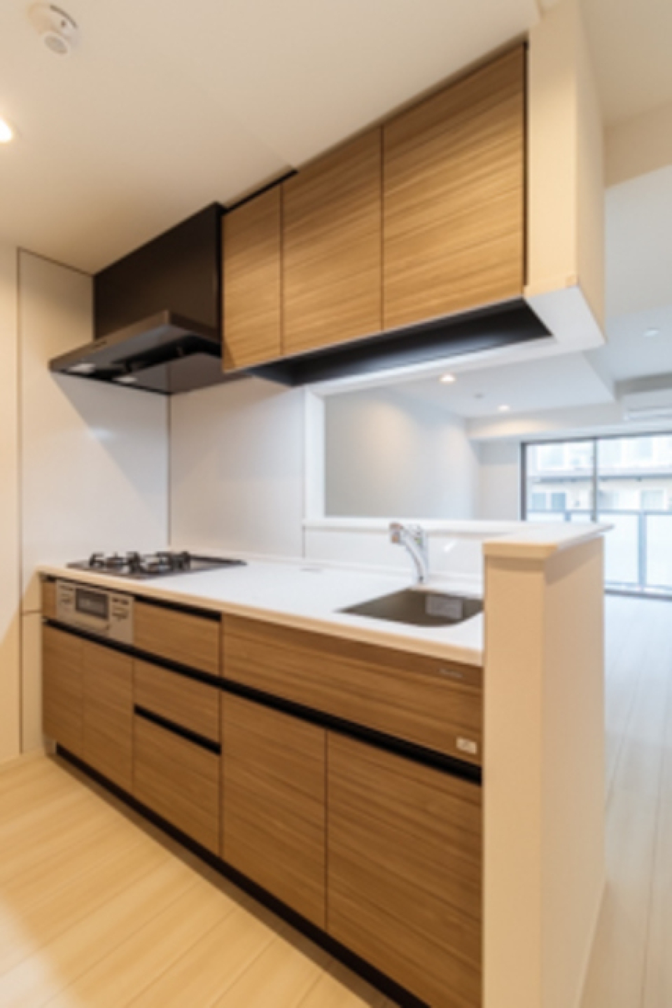 ３口のガスコンロが導入されています。※写真は同タイプ住戸です。