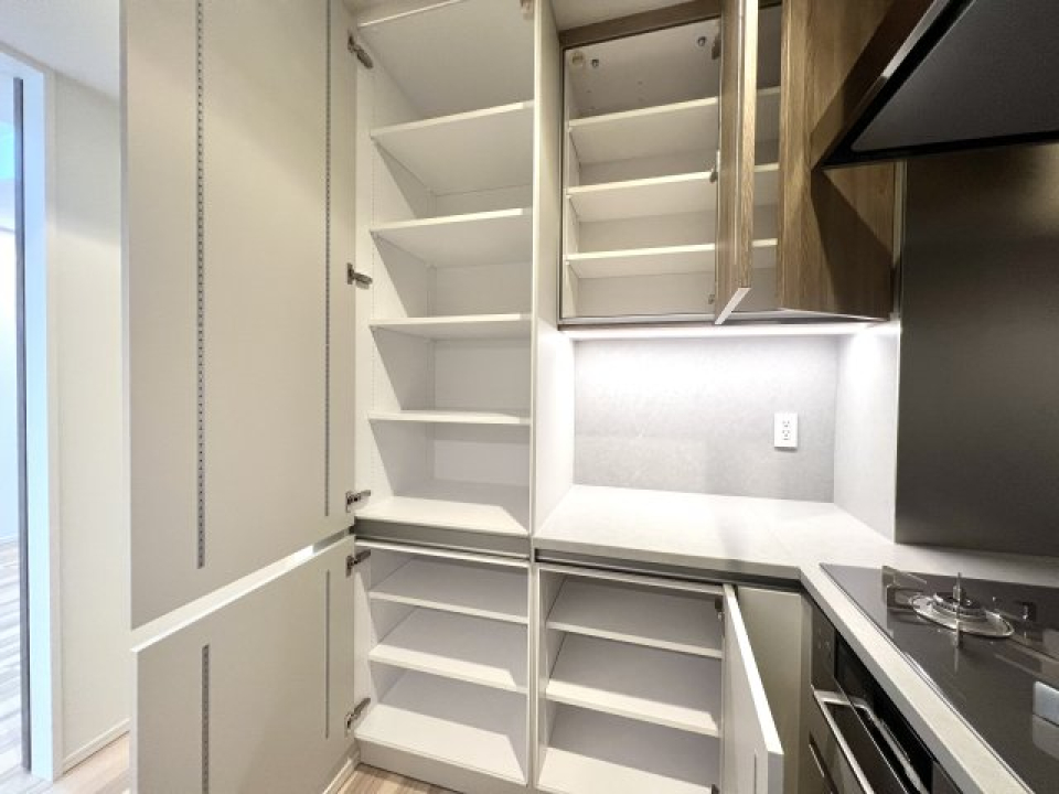 キッチンの収納はたっぷり！