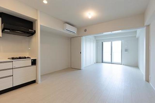 奥には６．５帖の洋室が。※写真は同タイプ住戸です。